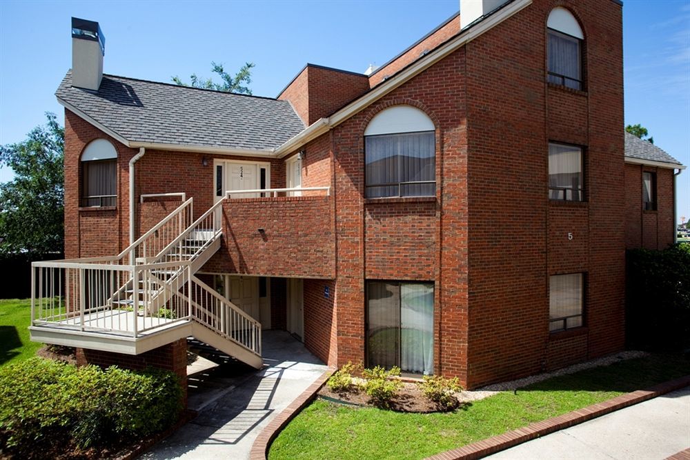 Cloverleaf Suites Baton Rouge Buitenkant foto