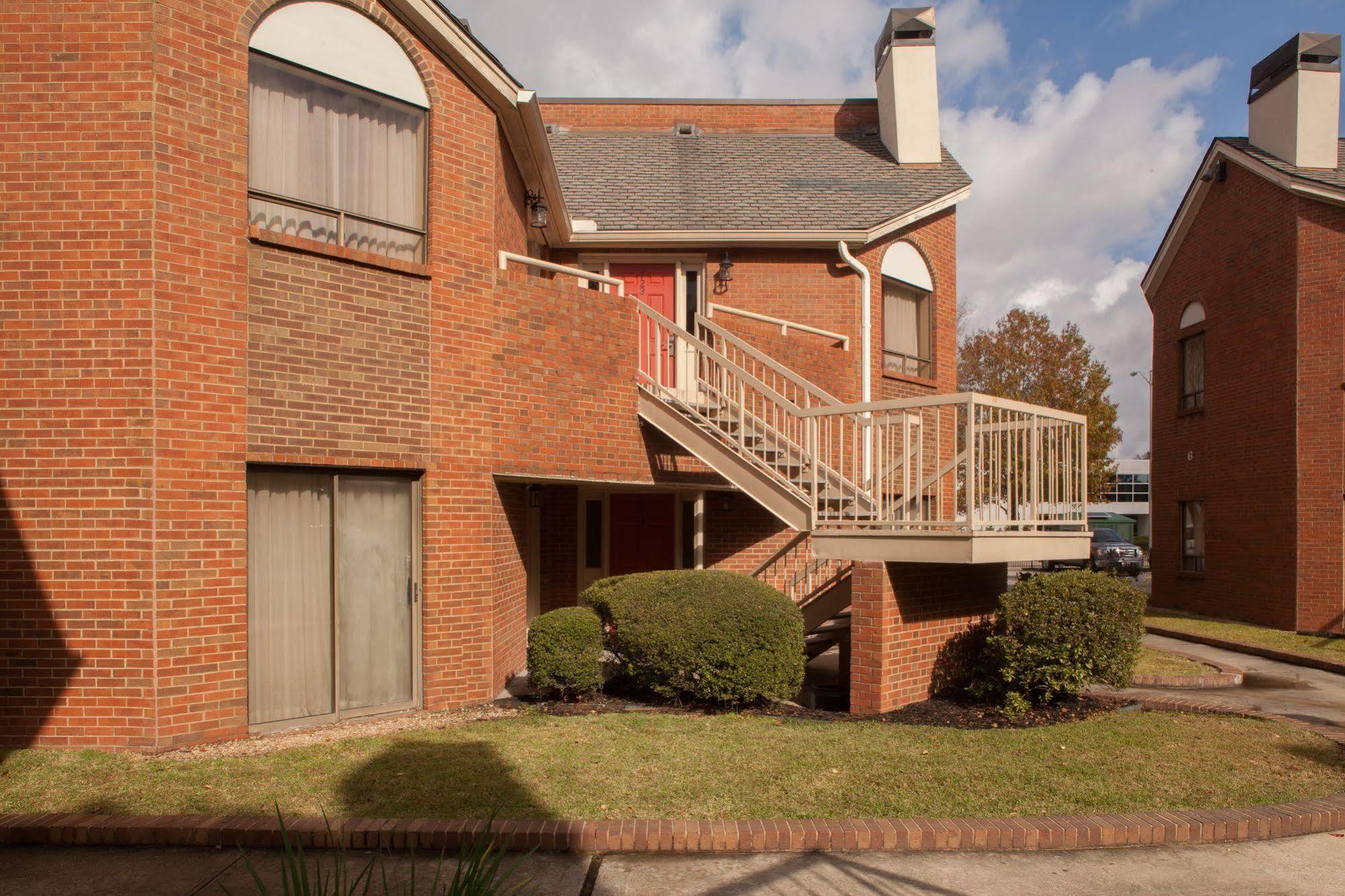 Cloverleaf Suites Baton Rouge Buitenkant foto