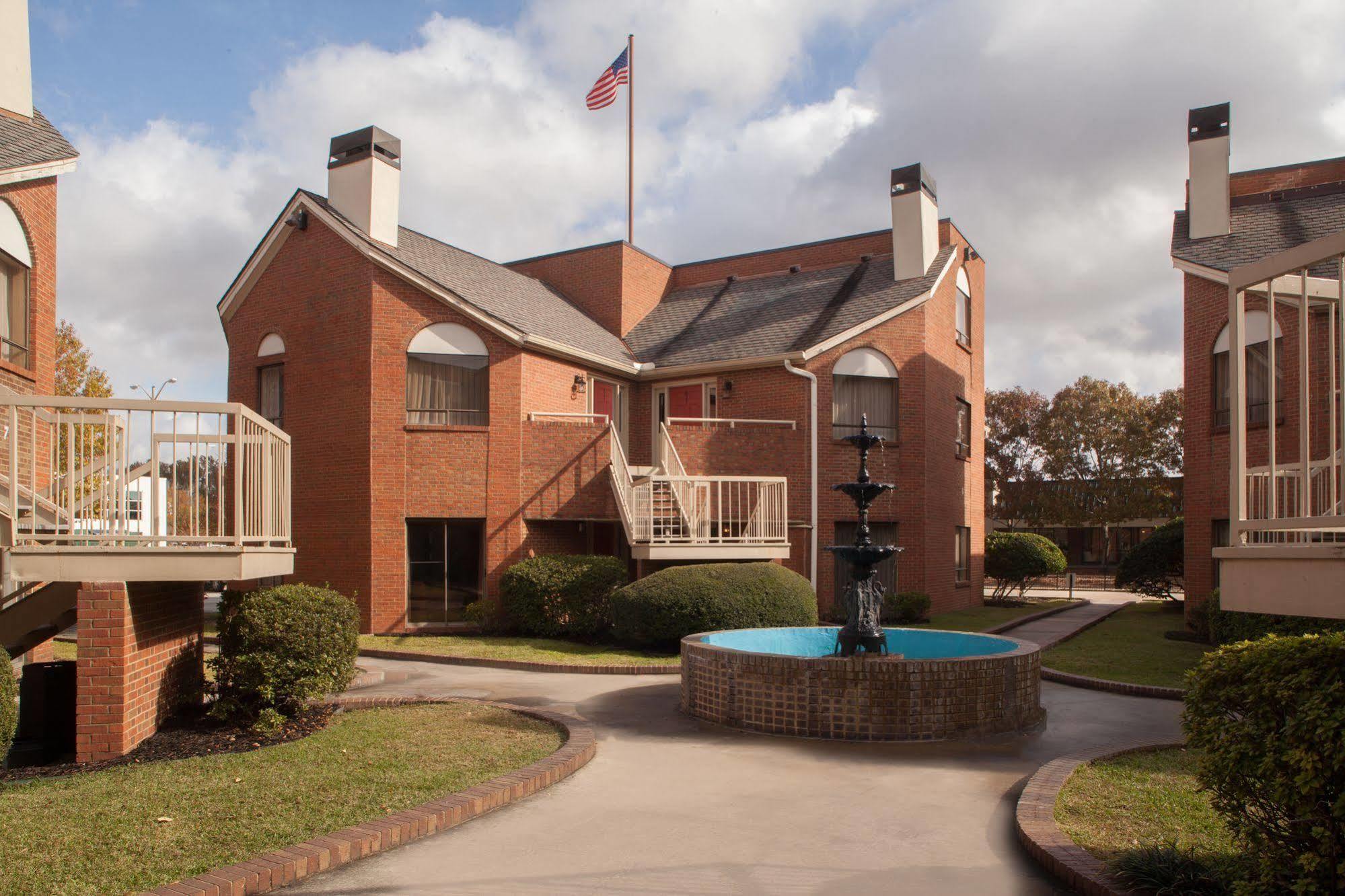 Cloverleaf Suites Baton Rouge Buitenkant foto