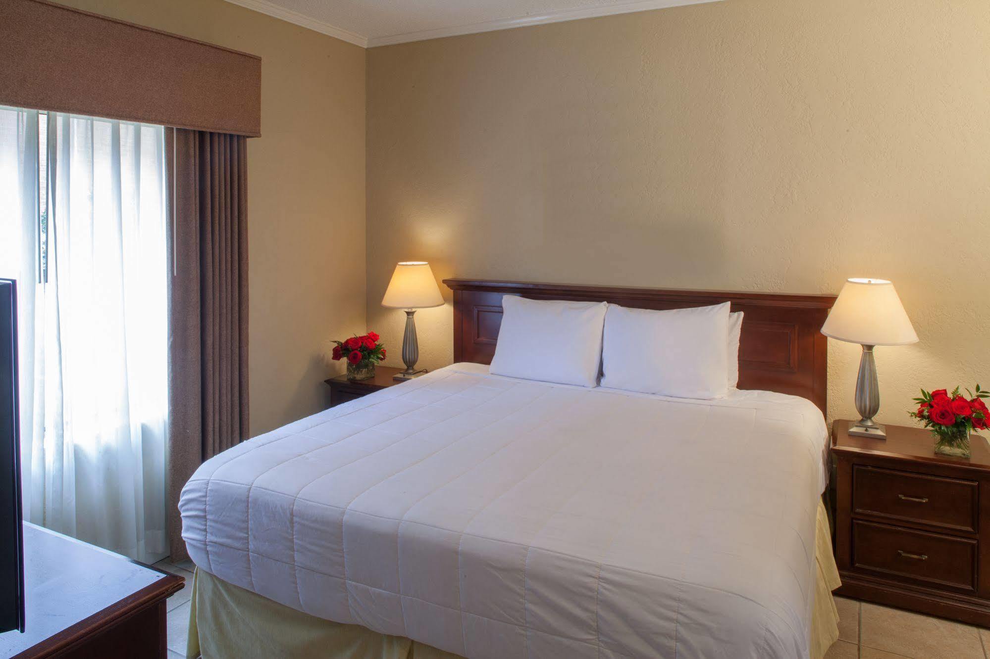 Cloverleaf Suites Baton Rouge Buitenkant foto