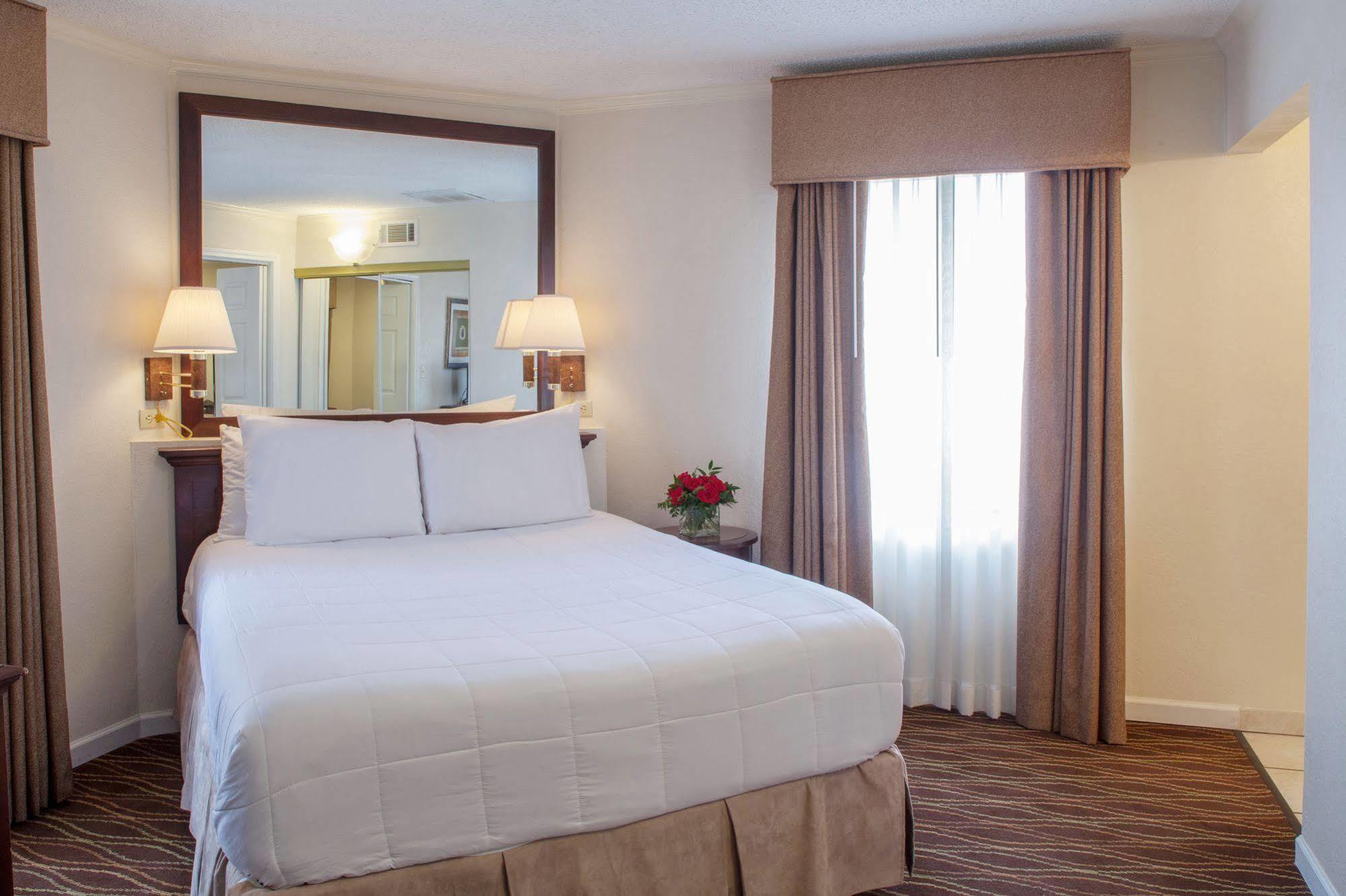 Cloverleaf Suites Baton Rouge Buitenkant foto