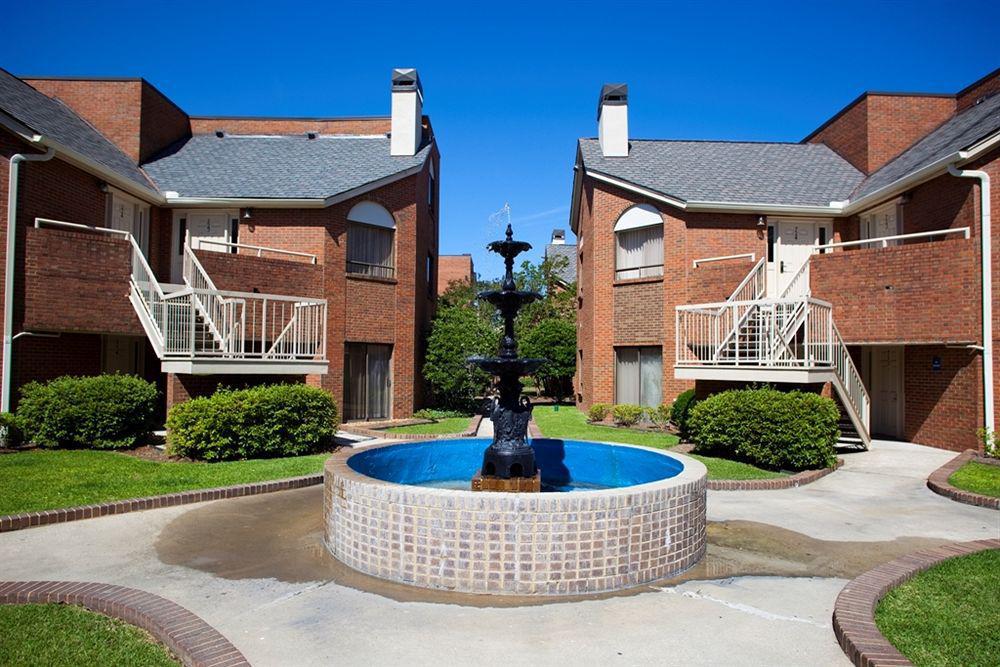 Cloverleaf Suites Baton Rouge Buitenkant foto