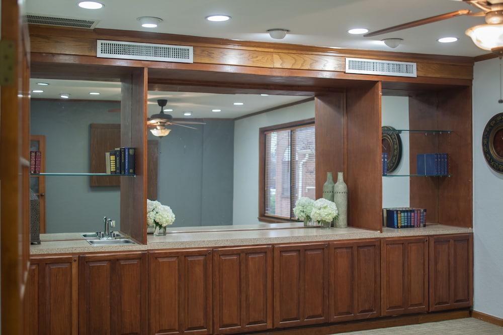 Cloverleaf Suites Baton Rouge Buitenkant foto